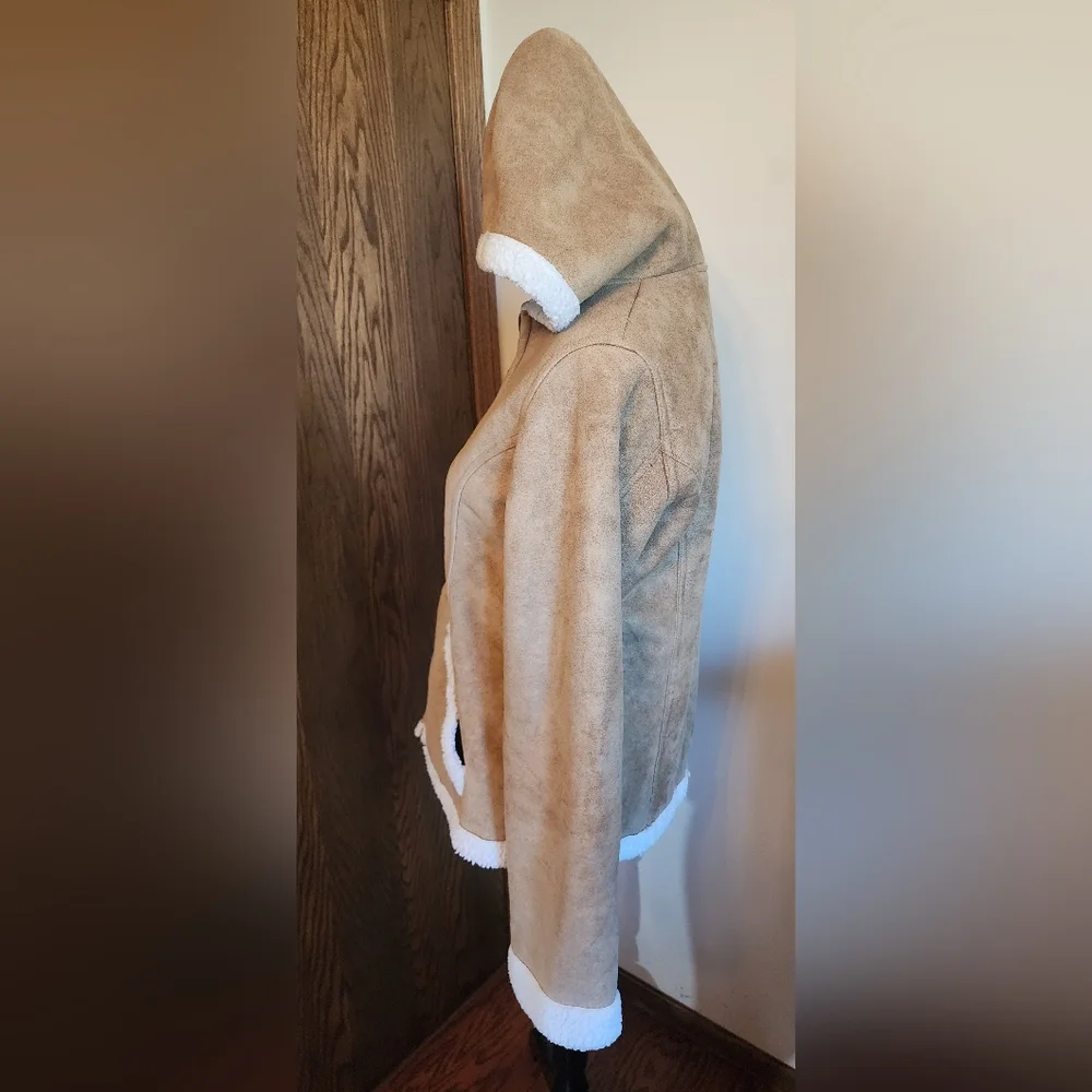 Early 2000's Seventy‎ Seven Faux Suede Sherpa Lined Jacket